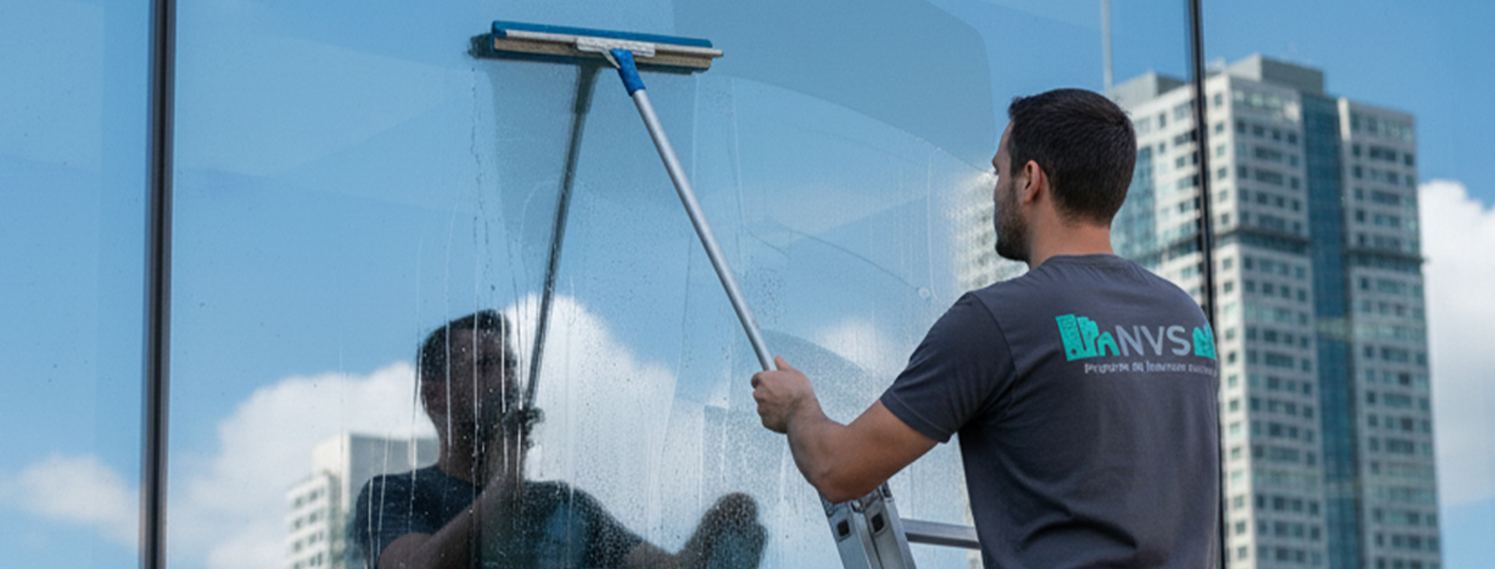 Nettoyage de bureaux professionnel à Gien - Entreprise nettoyage Gien - Leader Loiret